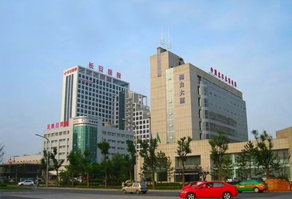 大巨龙同质透心地板